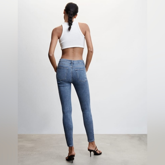 MANGO High-waisted skinny jeans - Picture 2 of 5